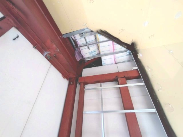 M'sカントリービルの内装