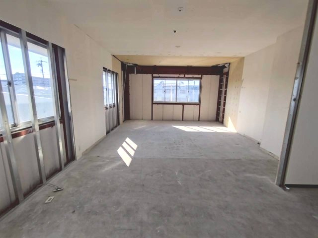 M'sカントリービルの内装