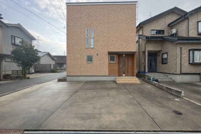 東区藤見町2丁目　中古戸建