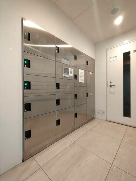 クレイシア上野松が谷のその他共用部分|宅配ボックス