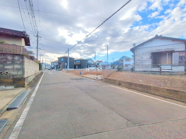 【新築分譲住宅】ふじみ野市川崎２丁目（全6棟）の前面道路含む現地写真
