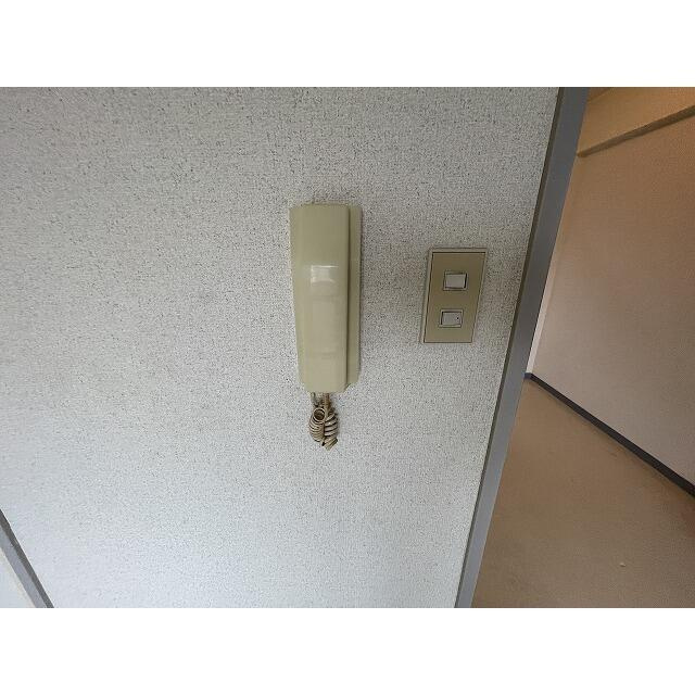 インターホン