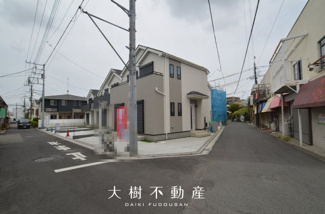 【前面道路含む現地写真】
