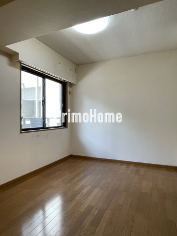 コンフィール日本橋アクアシティの居間・リビング