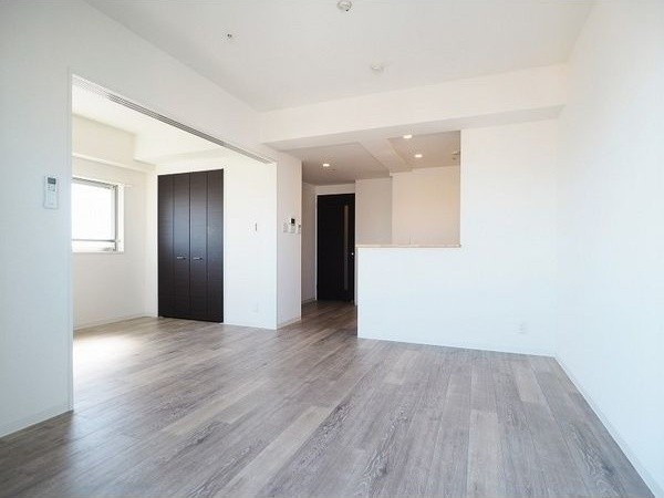 SD Court Kanayamaの居間・リビング