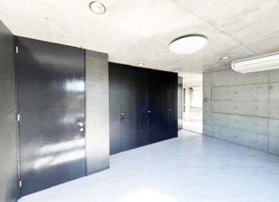 【洋室】 | フリック・コート・アネックス | 大容量の壁面クローゼットのため、お部屋もスッキリ片付きます