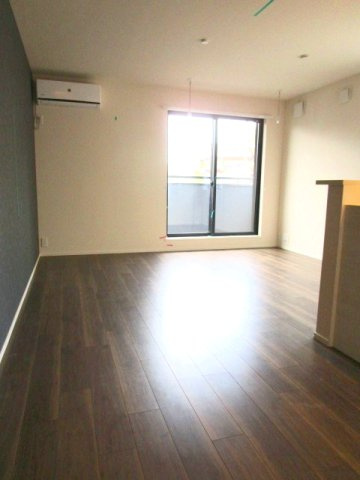 ＷＩＮＧⅢ（ウイングスリー）の居間・リビング|リビング