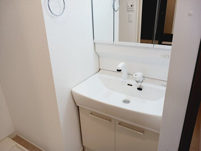【洗面所】 | ル・ベリエ | スペースが確保できる洗面所です