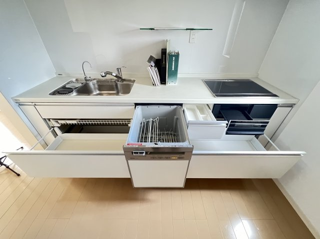 奈良市法華寺町のキッチン|引き出し収納で使いやすいシステムキッチン