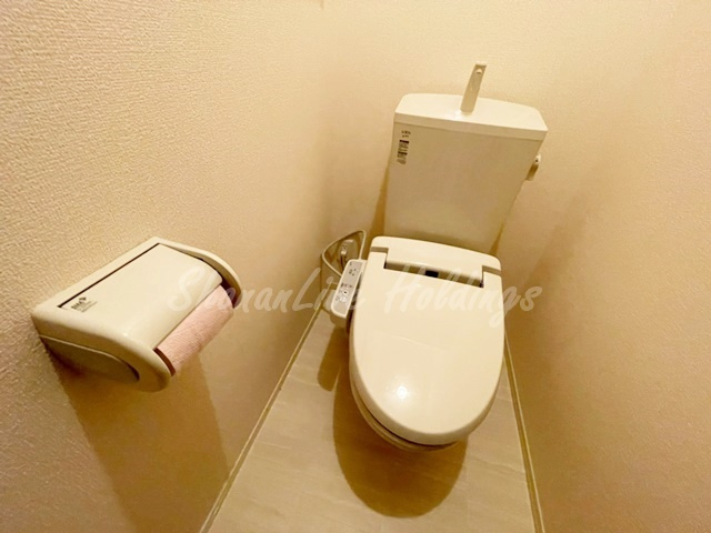 茅ヶ崎市東海岸北５丁目のアパートのトイレ