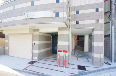 【エントランス】 | ラ・フォンテ大国