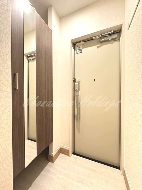 D'BLESS湘南辻堂の玄関|お履き物が多い方にもおすすめ♪