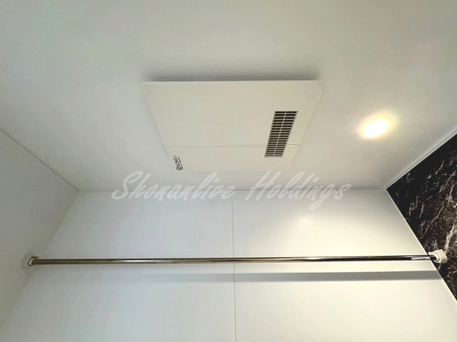 茅ヶ崎市赤松町のアパートの浴室