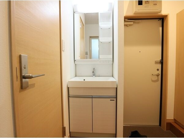 グランティック「虹」の洗面所