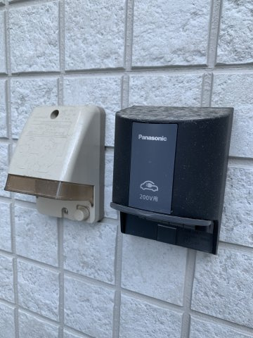 朝霧東町２丁目　新築一戸建てのその他|外部充電コンセント