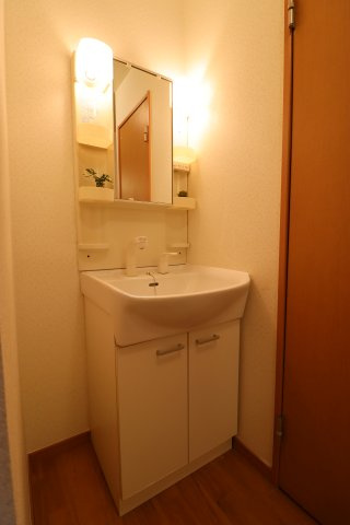 ラ・ポールメゾン北野Bの洗面所