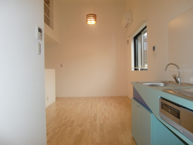 パロス六甲の居間・リビング