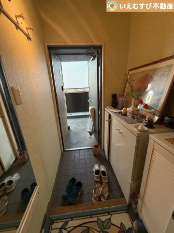 ダイアパレスビッグウィング深谷の玄関