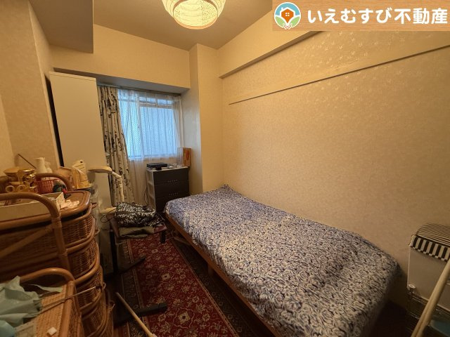 ダイアパレスビッグウィング深谷の洋室