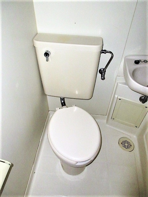 小平市上水本町４丁目の賃貸マンションのトイレ