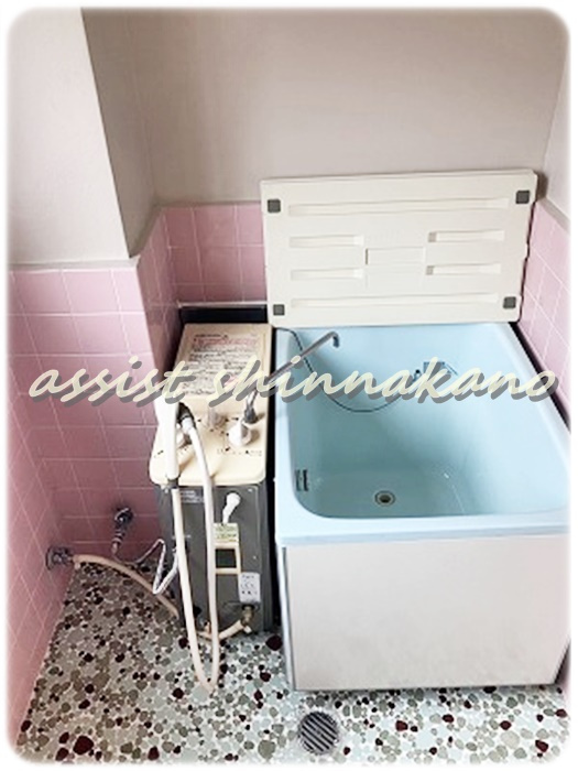 朝野ビルの浴室