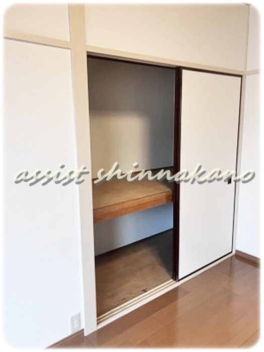 朝野ビルの収納