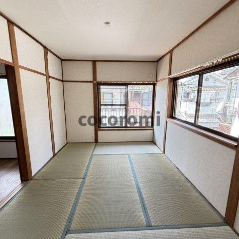 池之宮車庫付き戸建ての和室