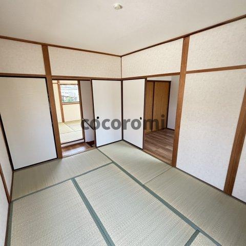 池之宮車庫付き戸建ての和室