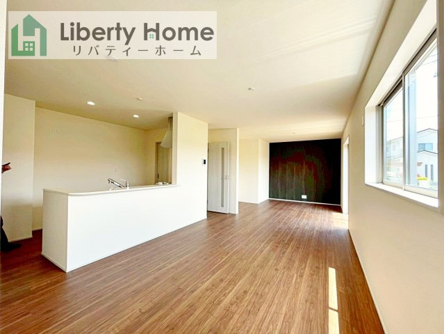 古河市大山第3　新築戸建　2号棟の居間・リビング