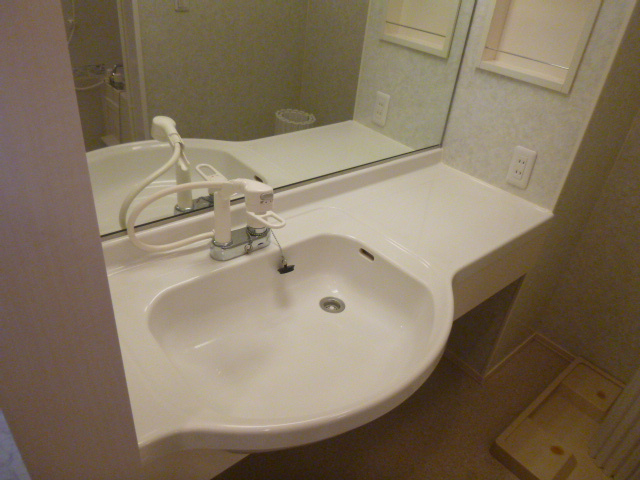 【独立洗面台】 | ファミールＫ