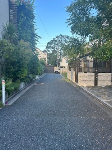 ハウス関口台町の周辺