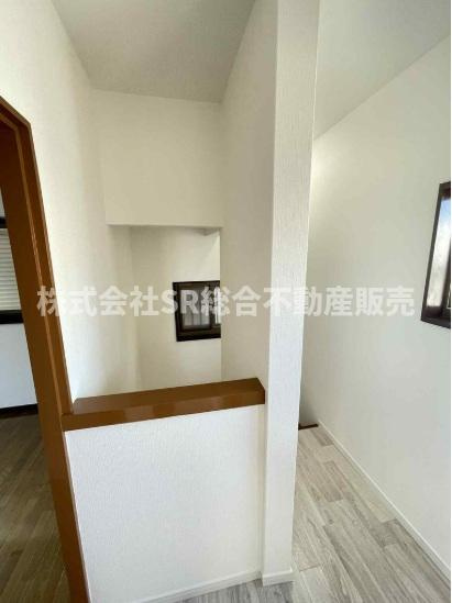 角田2丁目中古戸建の内装|弊社は中古戸建のご紹介、その後のリフォームのご提案、
賃貸物件のご紹介、すべてご対応可能です。
お客様にあったプランをご提案致します。
まずはお問合せ下さいませ。