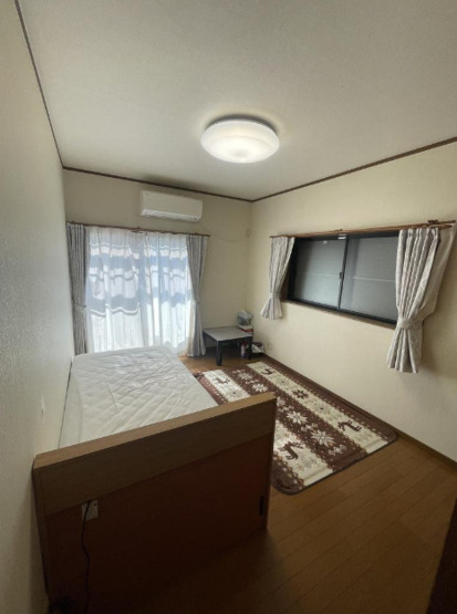 【子供部屋】 | 八尾市旭ケ丘2丁目 | 【2階：洋室6帖】