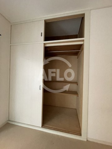 シャトー西梅田マンションの収納|シャトー西梅田マンション　押入