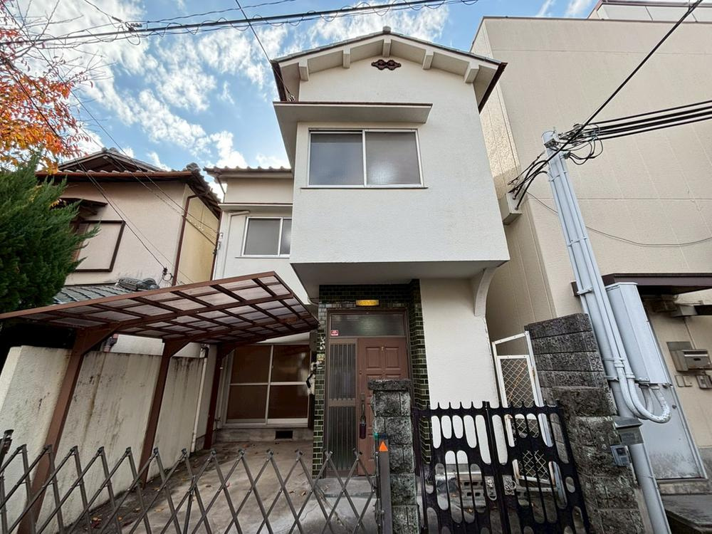 豊中市蛍池東町1丁目　中古戸建の外観