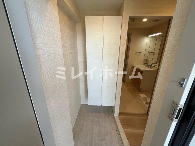 ベールフラットの玄関|同建物内別のお部屋の参考写真になります。