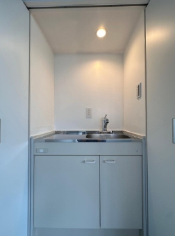 9999ビルのキッチン