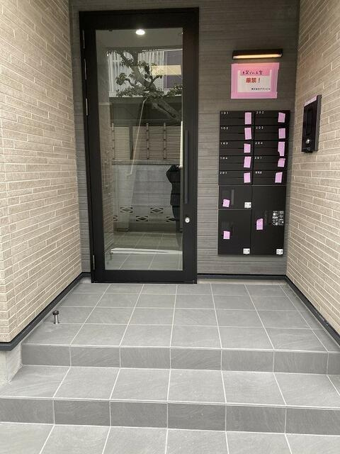 グランビル中野白鷺のエントランス|建物の入り口です