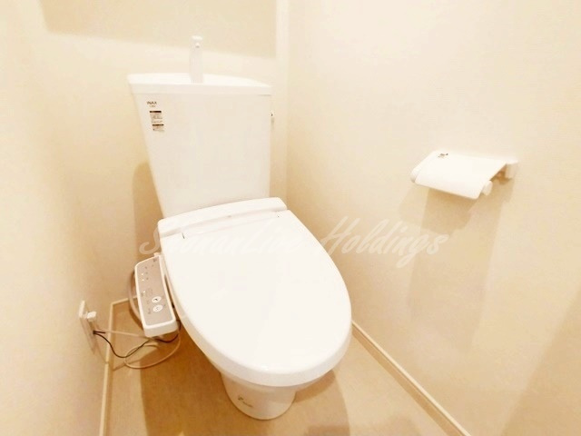 リブリ・藤沢Ⅱのトイレ|温水洗浄便座付き♪