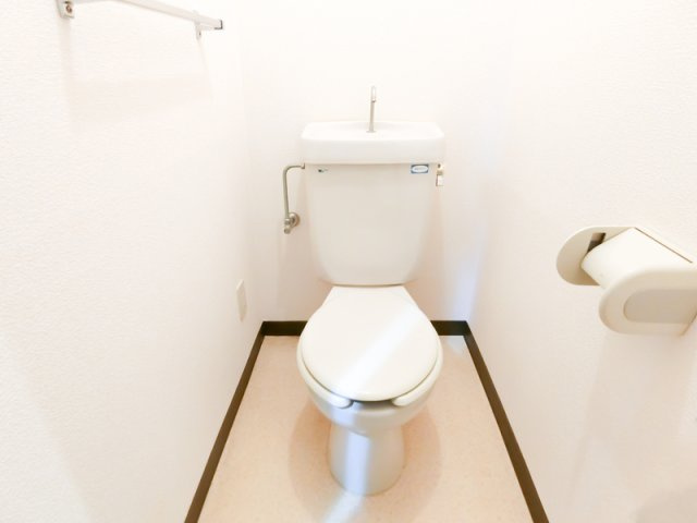 ダイナコート水前寺公園北　5階のトイレ|別室のものです・現状優先です。