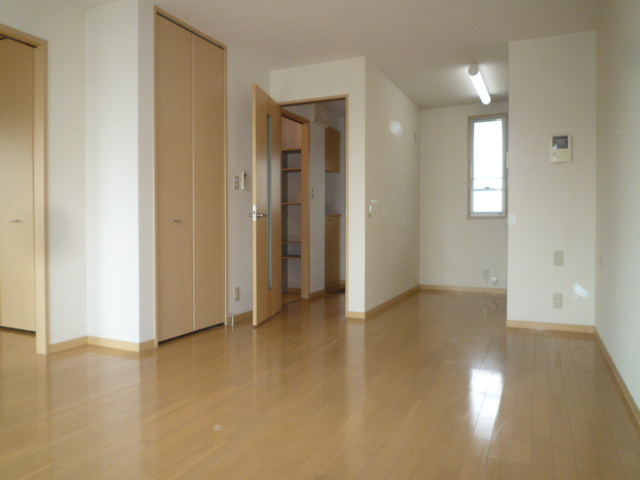 メゾン・アンジュＡの居間・リビング|ダイニング