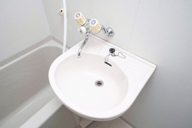 ダイナコートピア黒崎Ⅱ　4階の浴室|別号室のものになります。現状優先。