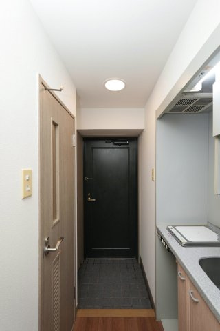 ダイナコートピア黒崎Ⅱ　4階の玄関|別号室のものになります。現状優先。