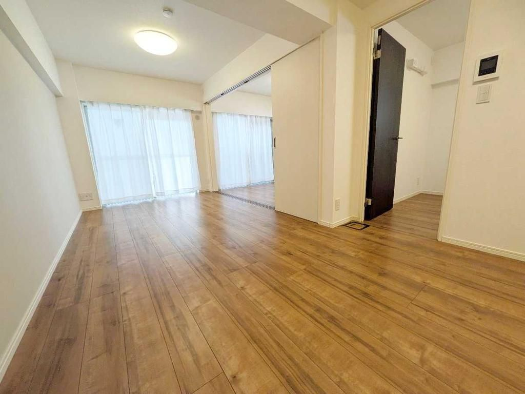 三鷹市下連雀３丁目の中古マンションの洋室