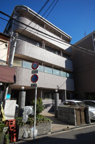 メゾンリュート