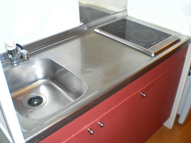 レオパレスアーバンカミノのキッチン|きれいなキッチンです