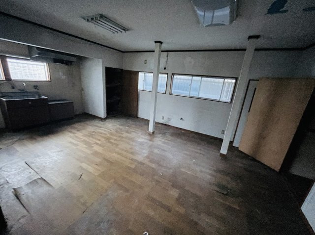 ペディハウス池田呉服町の居間・リビング|使いやすいリビングです