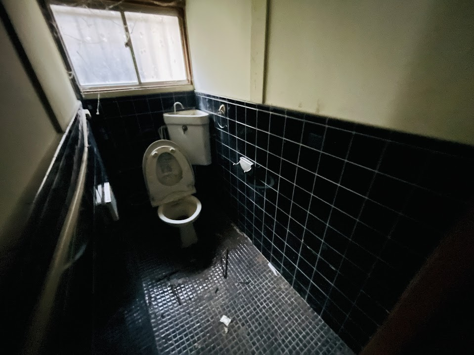 ペディハウス池田呉服町のバルコニー|バルコニーからの眺めを楽しみながら食事をしませんか