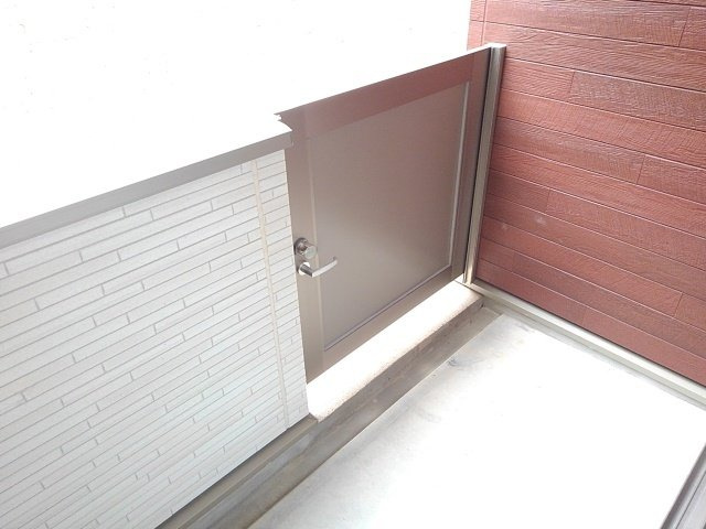 ヴィリダーリウム　上山手のバルコニー|開放的で明るい空間を演出してくれるバルコニーです