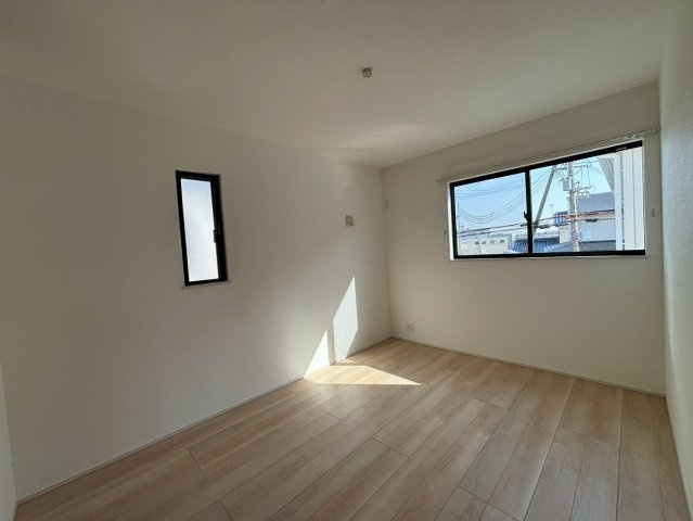 加古川市野口町野口戸建の洋室